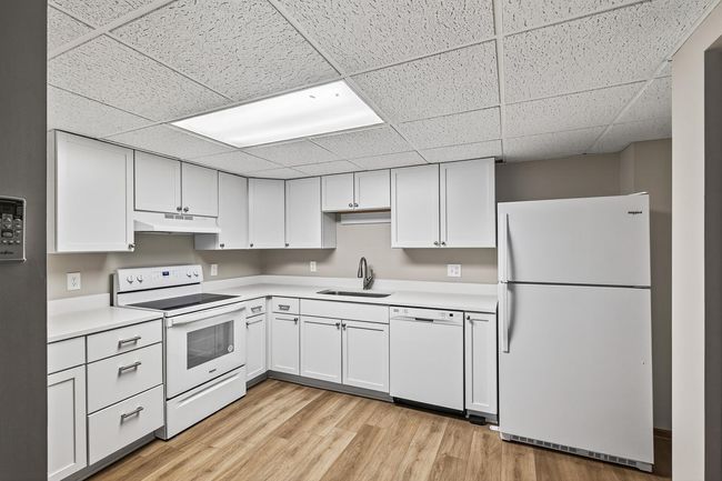 11_201_2nd_111_mls.jpg | Image 9