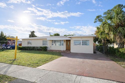 6614 Sw 20th St, Miramar, FL, 33023-2149 | Card Image