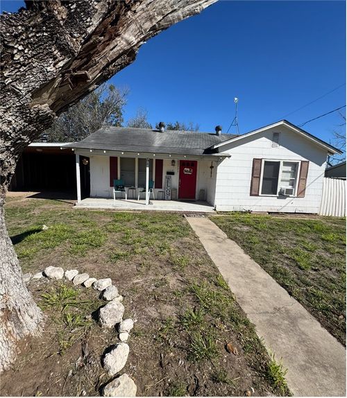 10420 Sixth St, Pettus, TX, 78146-2003 | Card Image