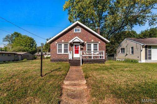 3239 Chaucer Ave, Saint Ann, MO, 63074-3628 | Card Image