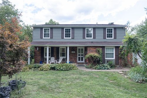 1072 Renton Rd, Pittsburgh, PA, 15239-1526 | Card Image