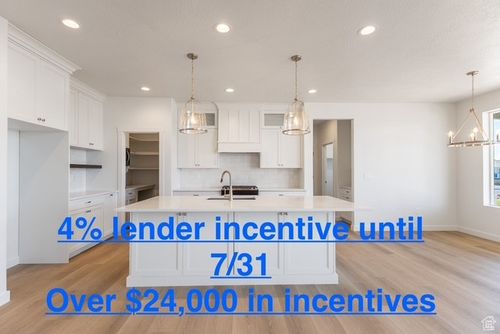 106-3573 W 725 S, Ogden, UT, 84404-1504 | Card Image