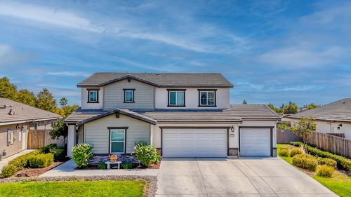 2104 Redding Way, Atwater, CA, 95301-5233 | Card Image