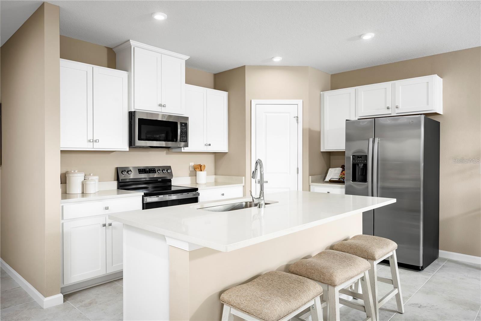 Residential Lease in HAINES CITY 2