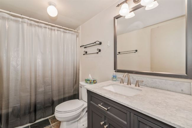 hall bathroom | Image 15