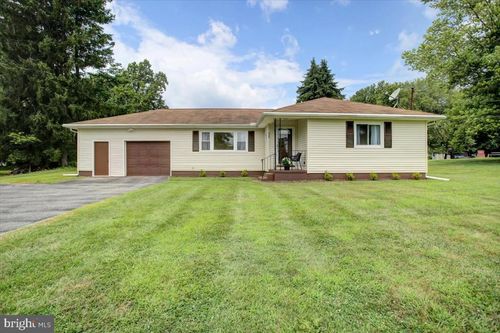35 Jacks Mountain Rd, FAIRFIELD, PA, 17320-8277 | Card Image
