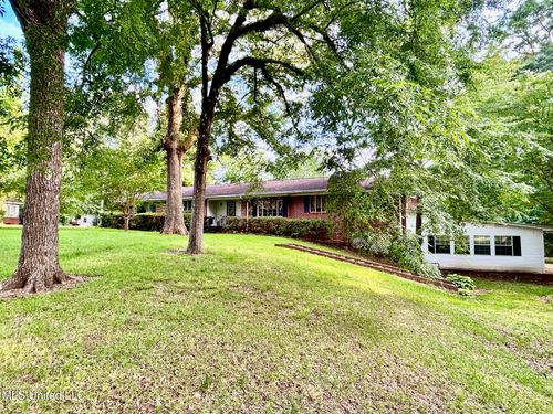 606 E Jackson Rd, Union, MS, 39365-2210 | Card Image