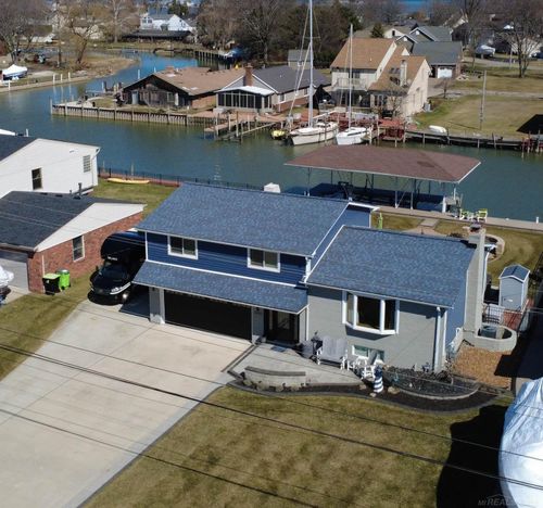 39228 Venetian Dr, Harrison Township, MI, 48045-5714 | Card Image