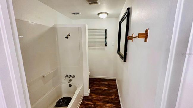 APT-8 - 1310 N Combee Rd, House other with 2 bedrooms, 1 bathrooms and null parking in LAKELAND FL | Image 20