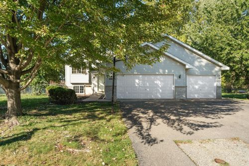 29640 Broadway St, Lindstrom, MN, 55045-9393 | Card Image