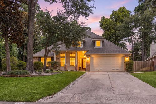 170 W Drifting Shadows Cir, The Woodlands, TX, 77385-3498 | Card Image