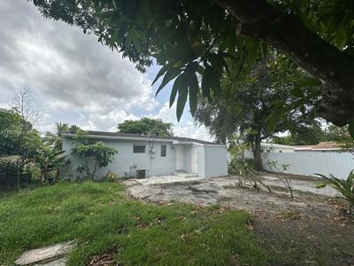 940 Nw 34th Way, House other with 3 bedrooms, 1 bathrooms and null parking in Lauderhill FL | Image 2