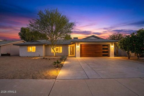 8707 E Clarendon Ave, Scottsdale, AZ, 85251-5049 | Card Image