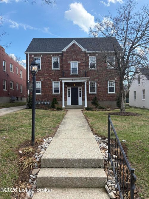 2122 Village Dr, Louisville, KY, 40205 | Card Image