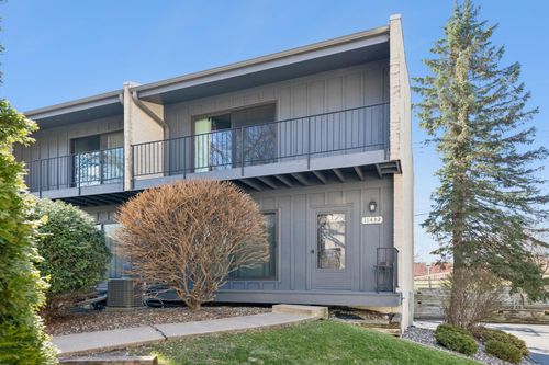 11432 Minnetonka Mills Rd, Minnetonka, MN, 55305-5153 | Card Image