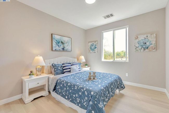113 Silver Bell Way, House other with 5 bedrooms, 3 bathrooms and 2 parking in Oakley CA | Image 27