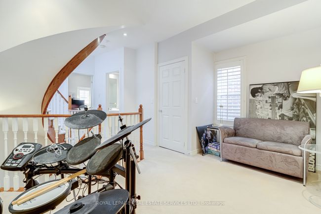 12 - 1968 Bloor St W, House attached with 3 bedrooms, 3 bathrooms and null parking in Toronto ON | Image 26