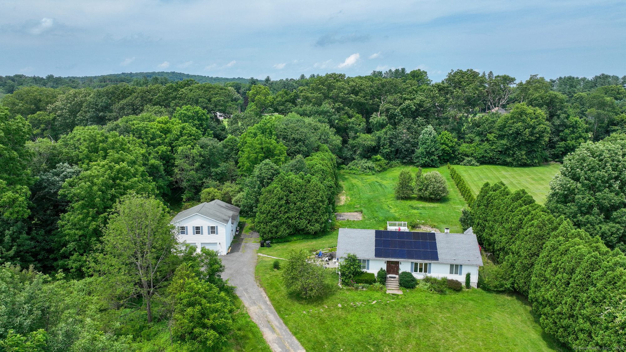 Wauregan Rd, Canterbury, CT 06331