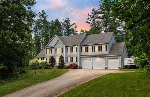 16 Horseshoe Rd, Windham, NH, 03087-2339 | Card Image
