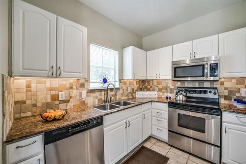 apt-7108-1330 Old Spanish Trl, Houston, TX, 77054-1839 | Card Image