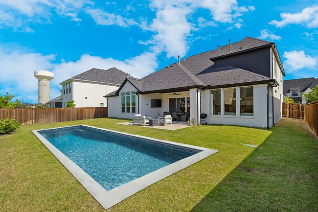 Pool virtually staged | Image 35