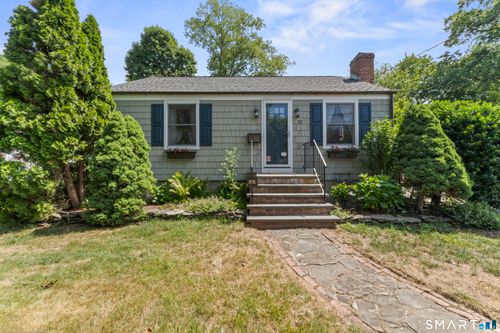 37 Cedar Crest Pl, Norwalk, CT, 06854-1401 | Card Image