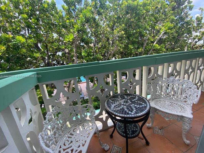 APT-17 - 6490 Collins Ave, Condo with 0 bedrooms, 1 bathrooms and null parking in Miami Beach FL | Image 10