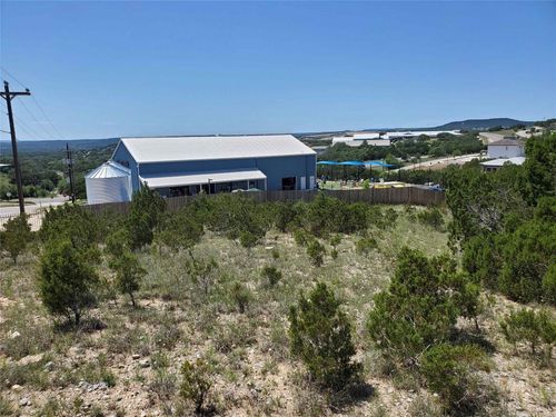 8000 Arapaho Trl, Lago Vista, TX, 78645 | Card Image