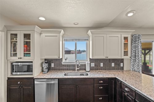 808 48th Street N, Great Falls, MT, 59405 | Card Image