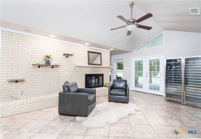 812 Trail Crest Dr, House other with 4 bedrooms, 2 bathrooms and null parking in Harker Heights TX | Image 6