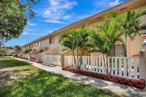 h-1419 Nw 80th Ave, Margate, FL, 33063-9402 | Card Image