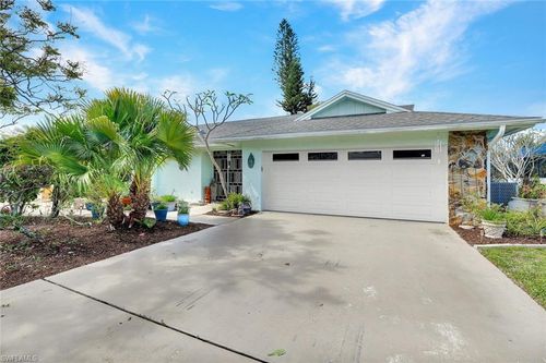 208 Baltusrol Dr, NAPLES, FL, 34113-8323 | Card Image