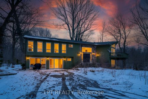 50 Concession Rd 2 W, Tiny, ON, L0L2T0 | Card Image