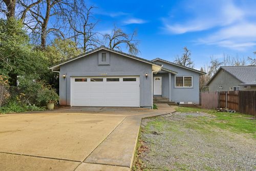 5038 Main St, Shasta Lake, CA, 96019-9777 | Card Image