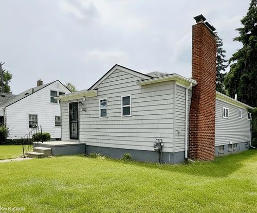 19141 Beland St, Detroit, MI, 48234-3523 | Card Image