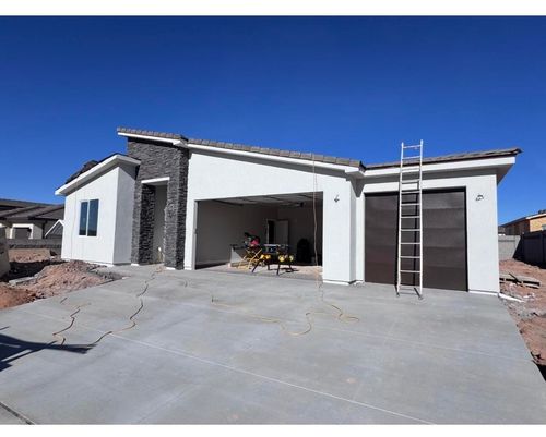 763 N 2760 W, Hurricane, UT, 84737-3740 | Card Image