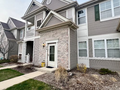 26-2220 Aurora Dr, Pingree Grove, IL, 60140-6429 | Card Image