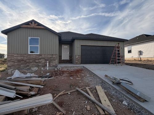 439 Pebblestone St, Sparta, MO, 65753 | Card Image