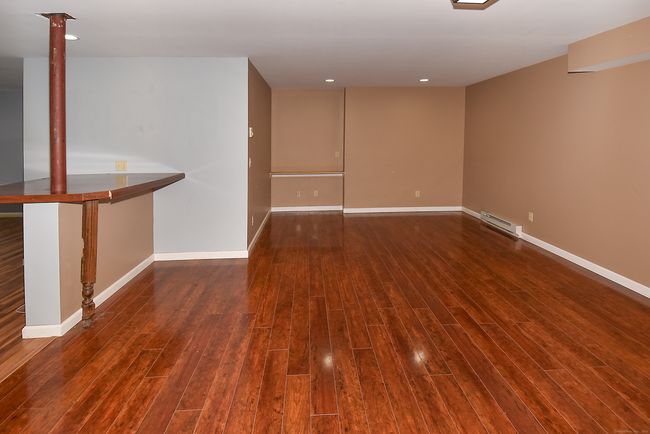 96 Avery Shrs, House other with 5 bedrooms, 5 bathrooms and null parking in Coventry CT | Image 24