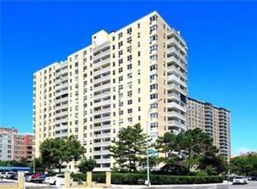 6t-35 Seacoast Ter, Brooklyn, NY, 11235-6026 | Card Image