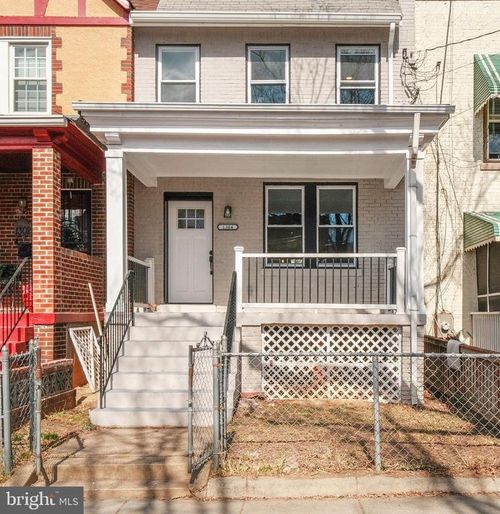 1304 S St Se, WASHINGTON, DC, 20020-6926 | Card Image