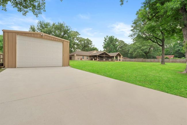 8518 Kerr Dr, House other with 3 bedrooms, 2 bathrooms and 2 parking in Tomball TX | Image 31