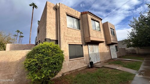 6811 W Devonshire Avenue, Phoenix, AZ, 85033 | Card Image