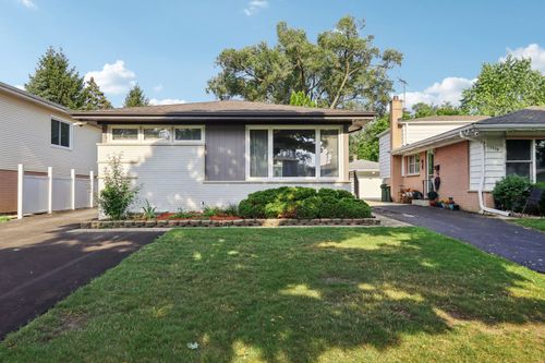 1334 Dunton Ave, Arlington Heights, IL, 60005-3607 | Card Image