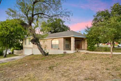 7501 Linkside St, San Antonio, TX, 78240-3033 | Card Image