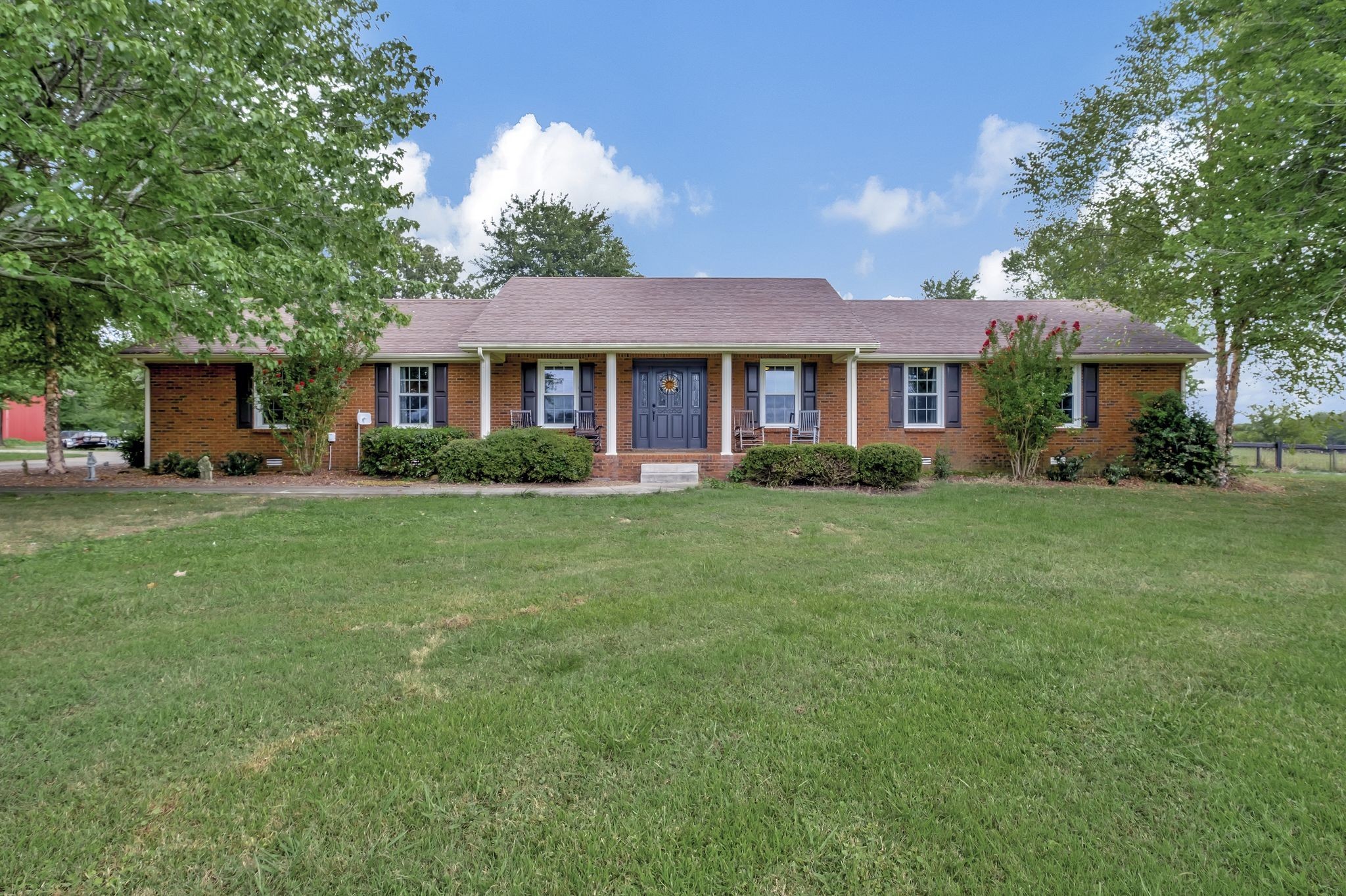 Highway 25 , Springfield, TN 37172