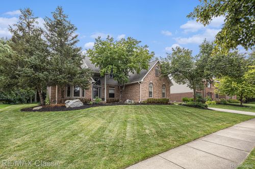 45483 Addington Ln, Novi, MI, 48374-3766 | Card Image