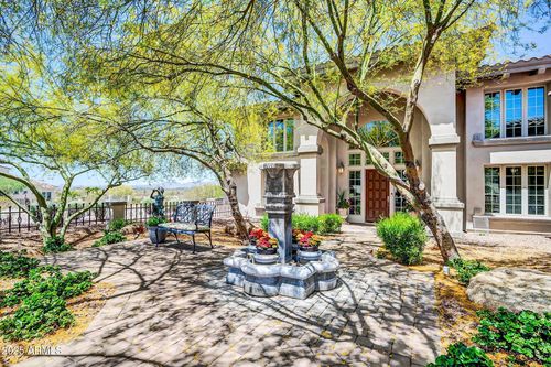 17636 W Paseo Way, Goodyear, AZ, 85338-9650 | Card Image
