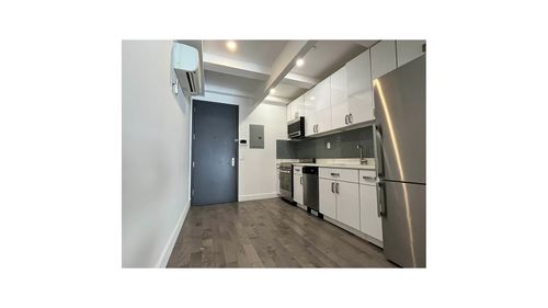 1r-2113 5th Ave, New York, NY, 10035-1044 | Card Image