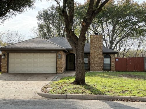 10828 Tall Oak Dr, Fort Worth, TX, 76108-4504 | Card Image